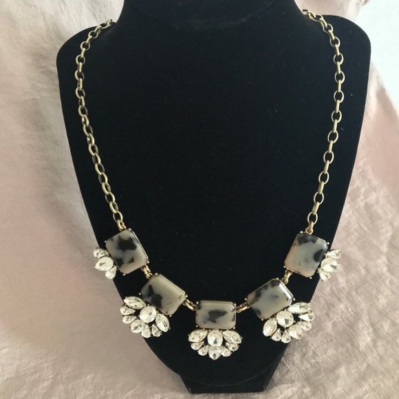 J. Crew CRYSTAL TORTOISE FAN NECKLACE F9994 - Picture 2 of 6